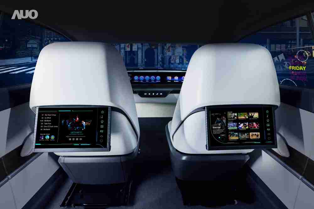 红龙扑克新一代Smart Cockpit 2024，，，，以Micro LED先进显示技术优势，，，，创建〝可卷式后座娱乐显示器〞，，，，仅在互动时才显示出所需画面及信息，，，扩充更丰富的娱乐和交互信息服务，，获国际奖项荣耀
